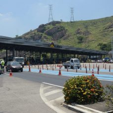 Linha Amarela: Município entra na Justiça para Lamsa ressarcir motoristas por pedágio. Foto: Jonatha Soares / Prefeitura do Rio
