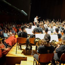 Orquestra formada por alunos da Rede Municipal receberá Moção na Câmara de Vereadores
