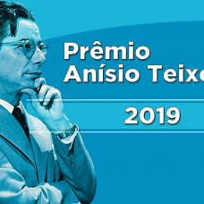 Professores da rede municipal recebem Prêmio Anísio Teixeira 2019 em concurso de monografias
