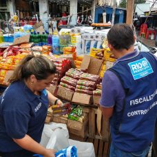 Agentes da força-tarefa comandada pela Seop atuam na ordenação urbana na Pavuna. Foto: divulgação