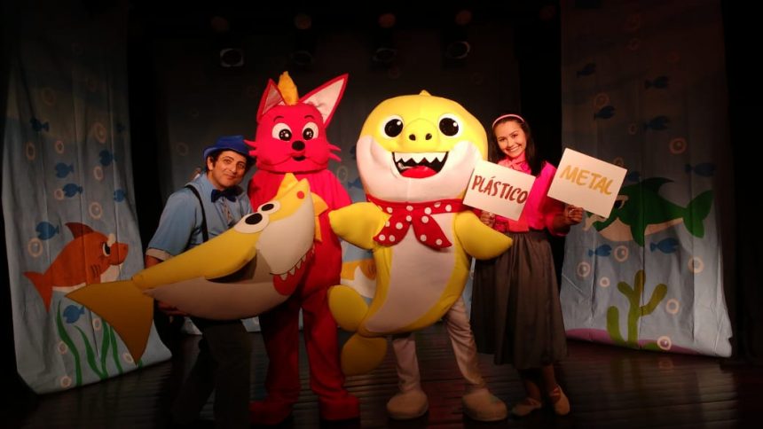 A peça de teatro infantil “Uma Aventura no Mar – Baby Shark