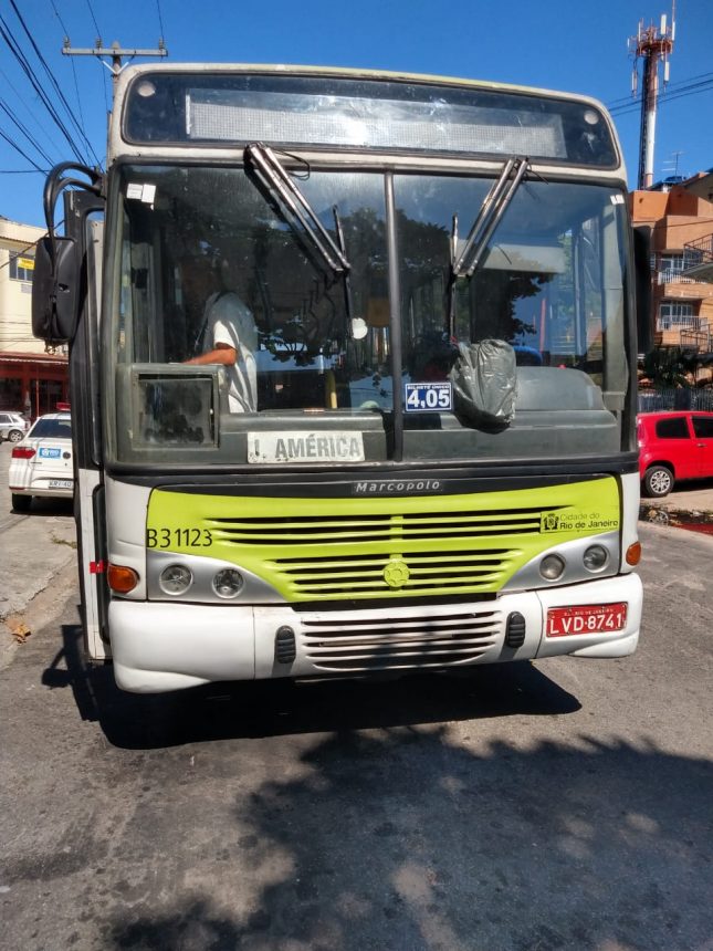 Como chegar até Supermercado Agricer em Capão Da Imbúia de Ônibus?