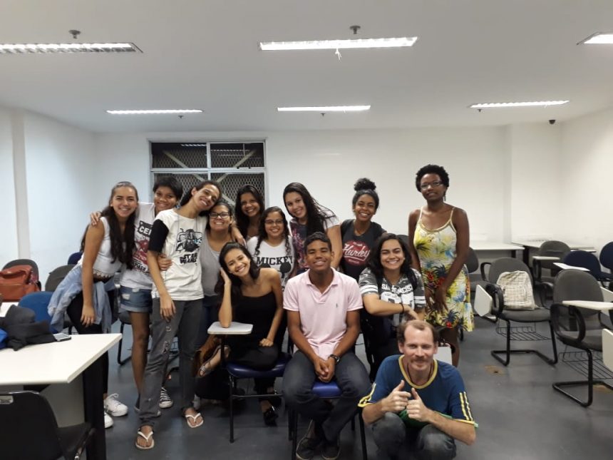 Turma de preparação do Educafro: Prefeitura aumentou em mais de 60% a quantidade de vagas nos cursos, em relação ao ano passado. Foto: divulgação