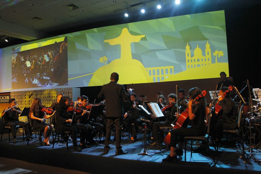 Apresentação da Orquestra Sinfônica Juvenil Carioca no Congresso Mundial das Câmaras de Comércio