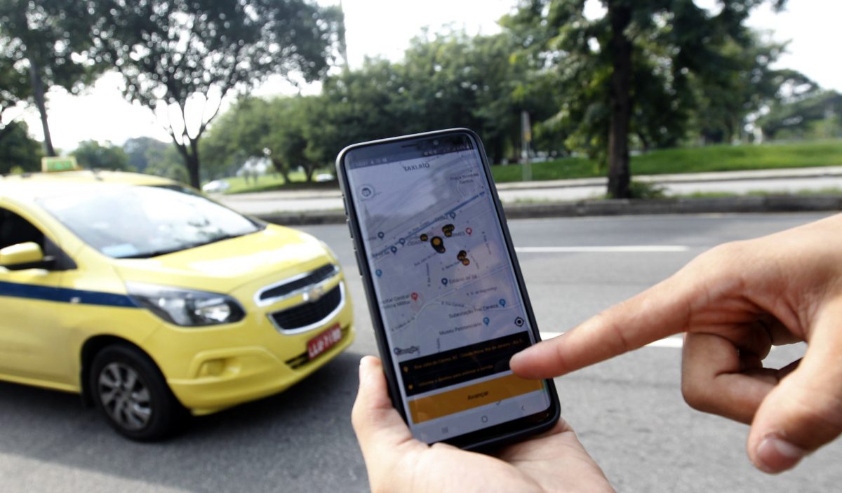 A categoria vai receber os alertas disparados pelo COR sobre condições do tempo e de trânsito