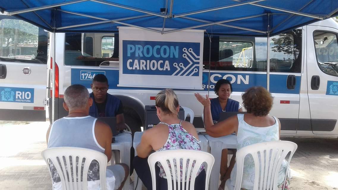 Procon Carioca está na Pavuna e na Tijuca, ajudando consumidores que tenham problemas com prestadores de serviço. Foto: divulgação