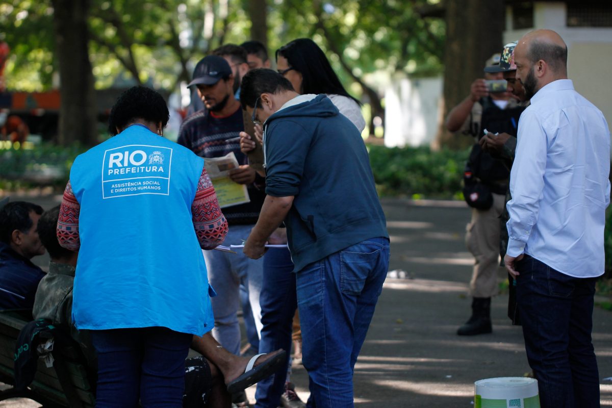 Acolhimento de pessoas em situação de rua pela Secretaria Municipal de Assistência Social e Direitos Humanos. Foto: Marcelo Piu / Prefeitura do Rio