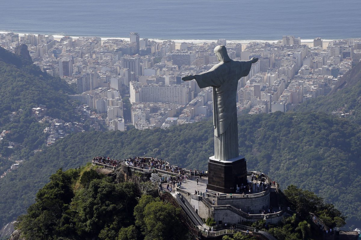 Cristo Redentor: o monumento mais famoso do Brasil é símbolo da cidade que tem o título de principal destino turístico do país. Foto: Marcos de Paula / Prefeitura do Rio