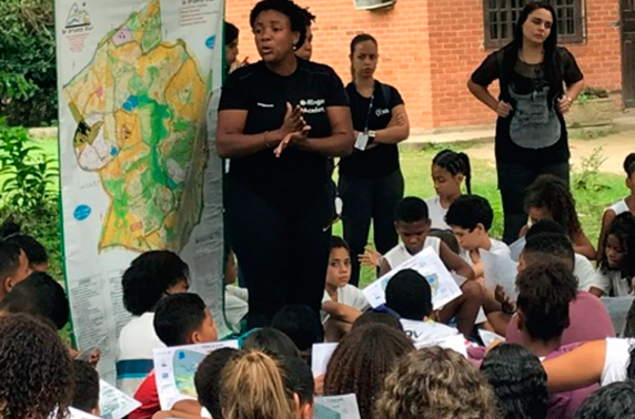 Secretarias municipais de Educação e de Meio Ambiente realizam evento com 160 alunos no Bosque da Barra