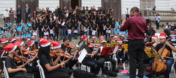 SME realiza série de concertos de Natal com mais de 3 mil alunos-músicos