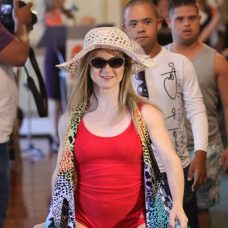 Desfile de inclusão social no Palácio da Cidade.