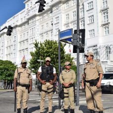 Guarda Municipal atuará com 1.774 guardas no patrulhamento da Praia de Copacabana.