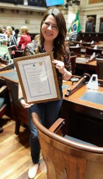Imortal Ana Maria Machado parabeniza projeto literário de professora de escola municipal