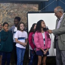 Academia Brasileira de Letras é palco de premiação de redação dos alunos da Rede Municipal de Ensino dia 4/12