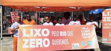 Campanha Lixo Zero leva conscientização sobre descarte de resíduos. Foto: Comlurb