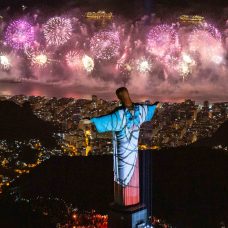 Cristo Redentor no Réveillon 2020. Foto: Fernando Maia / Riotur