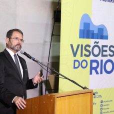Jornalista Sidney Rezende vai apresentar o Visões do Rio, programa semanal de entrevistas. Foto: Hudson Pontes / Prefeitura do Rio