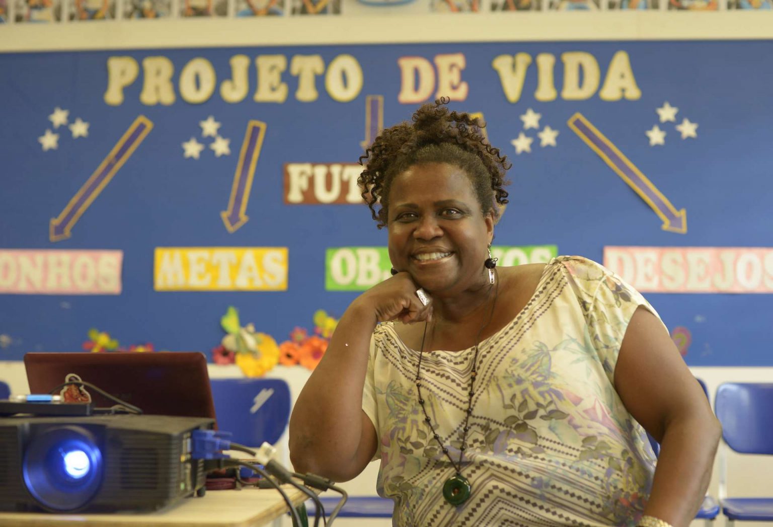 Inspiring Women Teacher brings more affection to students with