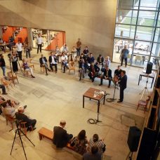 Representantes do setor econômico do Rio se encontram para discutir medidas contra o coronavírus