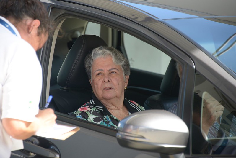 campanha vacinação gripe drive thru