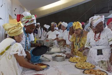 Baianas ofereceram seus quitutes durante evento na Cidade das Artes . Foto: Hudson Pontes / Prefeitura do Rio