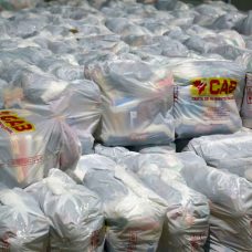 Cerca de 5 mil cestas básicas serão distribuídas para a população atingida economicamente. Foto: Marcos de Paula/Prefeitura do Rio