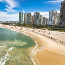 Evento na praia de São Conrado vai mobilizar 2 mil voluntários ao longo da orla. Foto: Divulgação