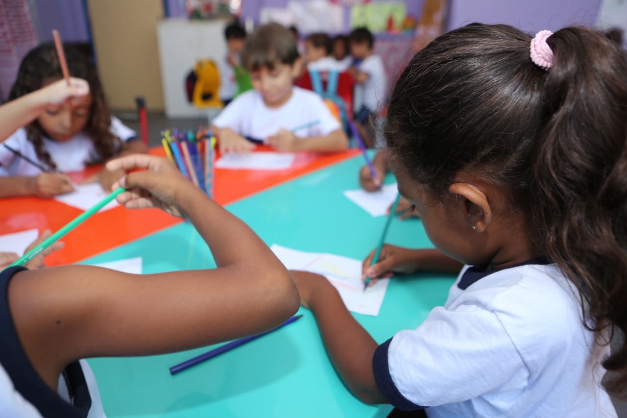 Educação é a garantia de um futuro melhor para o Rio de Janeiro