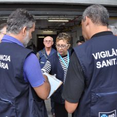 Emissão da Licença Sanitária para Atividades Transitórias está temporariamente suspensa. Foto: Nelson Duarte / Prefeitura do Rio