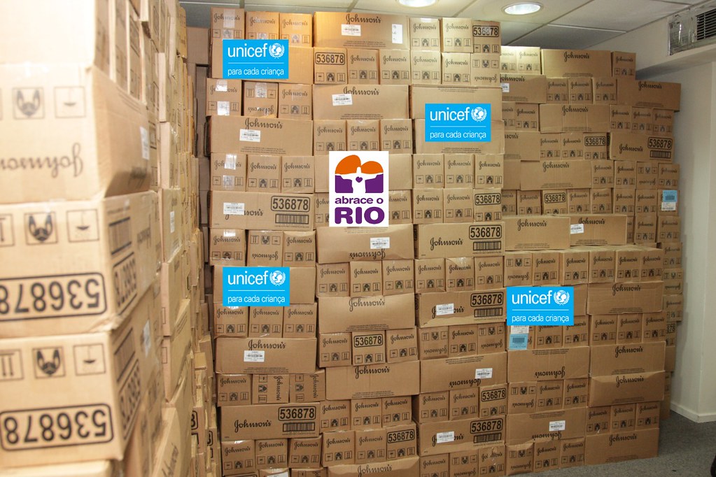 Os produtos doados serão entregues a famílias com idosos e cadastradas no programa em 10 complexos de favelas do Rio. Foto: Divulgação