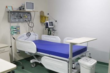 A rede SUS na capital tem 1.178 pessoas internadas em leitos especializados, sendo 540 em UTI. Foto: Mariana Ramos / Prefeitura do Rio