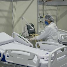 Vagas na área da saúde são para hospitais de referência no coronavírus no município. Foto: Marco Antônio Rezende / Prefeitura do Rio