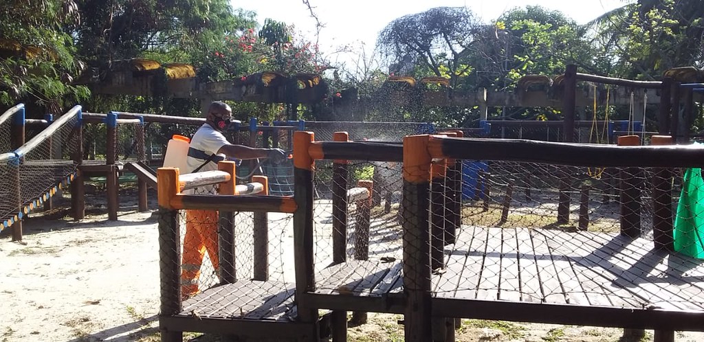 Comlurb já realizou trabalho de lavagem com água de reuso e detergente neutro e hipoclorito em todas as 633 comunidades da cidade