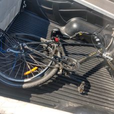 Um suspeito foi preso em Ipanema e uma bicicleta furtada foi recuperada no Engenho de Dentro