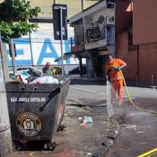 Comlurb já realizou trabalho de lavagem com água de reuso e detergente neutro e hipoclorito em todas as 633 comunidades da cidade