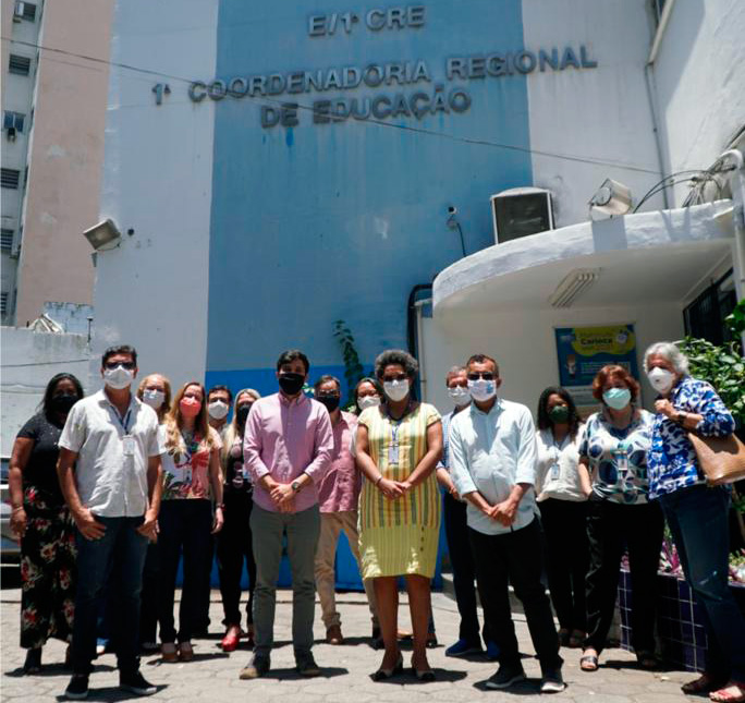 Coordenadoria Regional de Educação do Centro recebe visita do secretário Ferreirinha