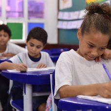 Aulas da rede municipal do Rio vão começar dia 8 de fevereiro