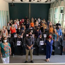 Escola de Formação Paulo Freire apresenta desafios de 2021 ao novo secretário Ferreirinha