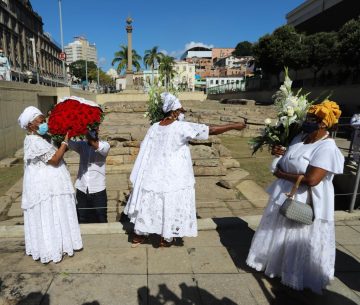 Celebração da 10ª lavagem do Cais do Valongo - Beth Santos / Prefeitura do Rio