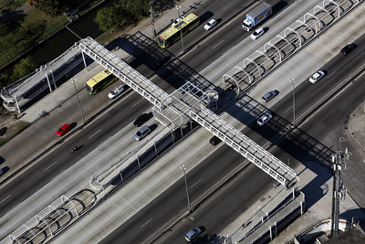 Obras na Avenida Brasil para a Transbrasil
