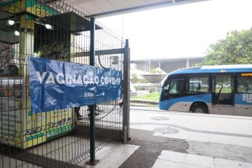 Vacinação contra a Covid-19 nas estações do BRT