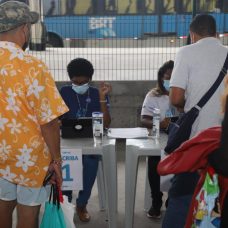 Vacinação contra a Covid-19 nas estações do BRT