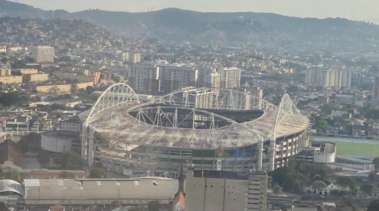 Estádio Nilton Santos, Engenho de Dentro, Botafogo