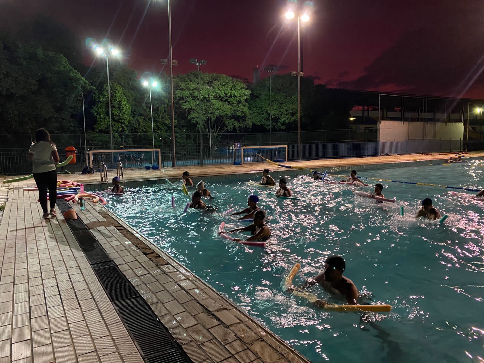 Centro Esportivo Mi Cimo Da Silva Abre Vagas Para Atividades Noturnas Prefeitura Da Cidade Do